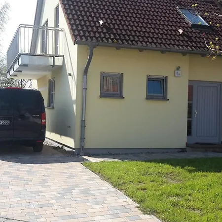 Ferienhaus Huehnergott Garz (Rugen)